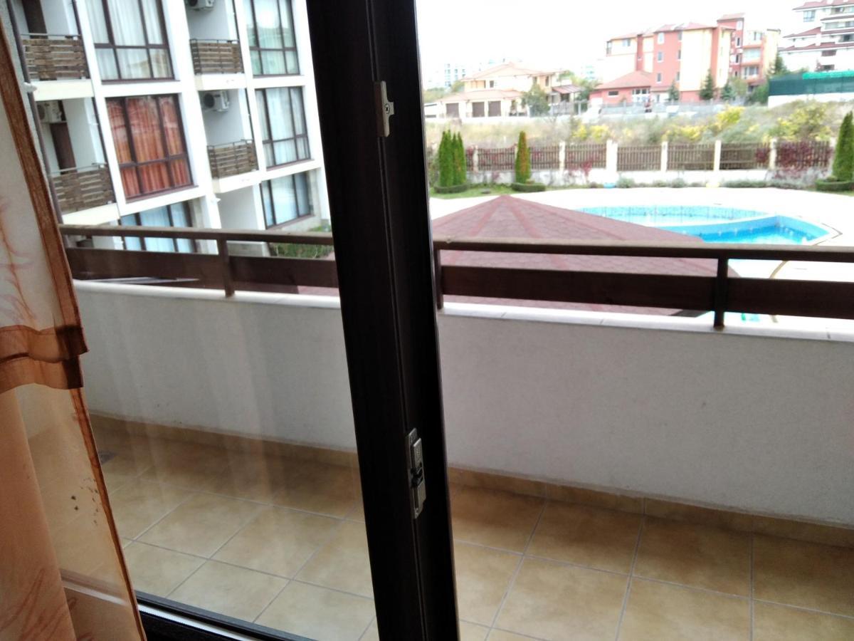 Victoria'S Apartments Nesebar Esterno foto
