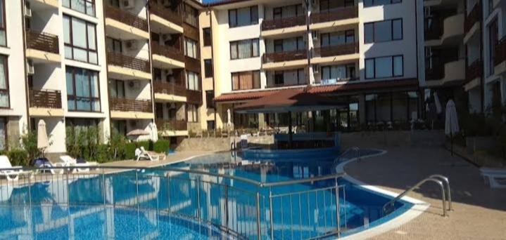 Victoria'S Apartments Nesebar Esterno foto