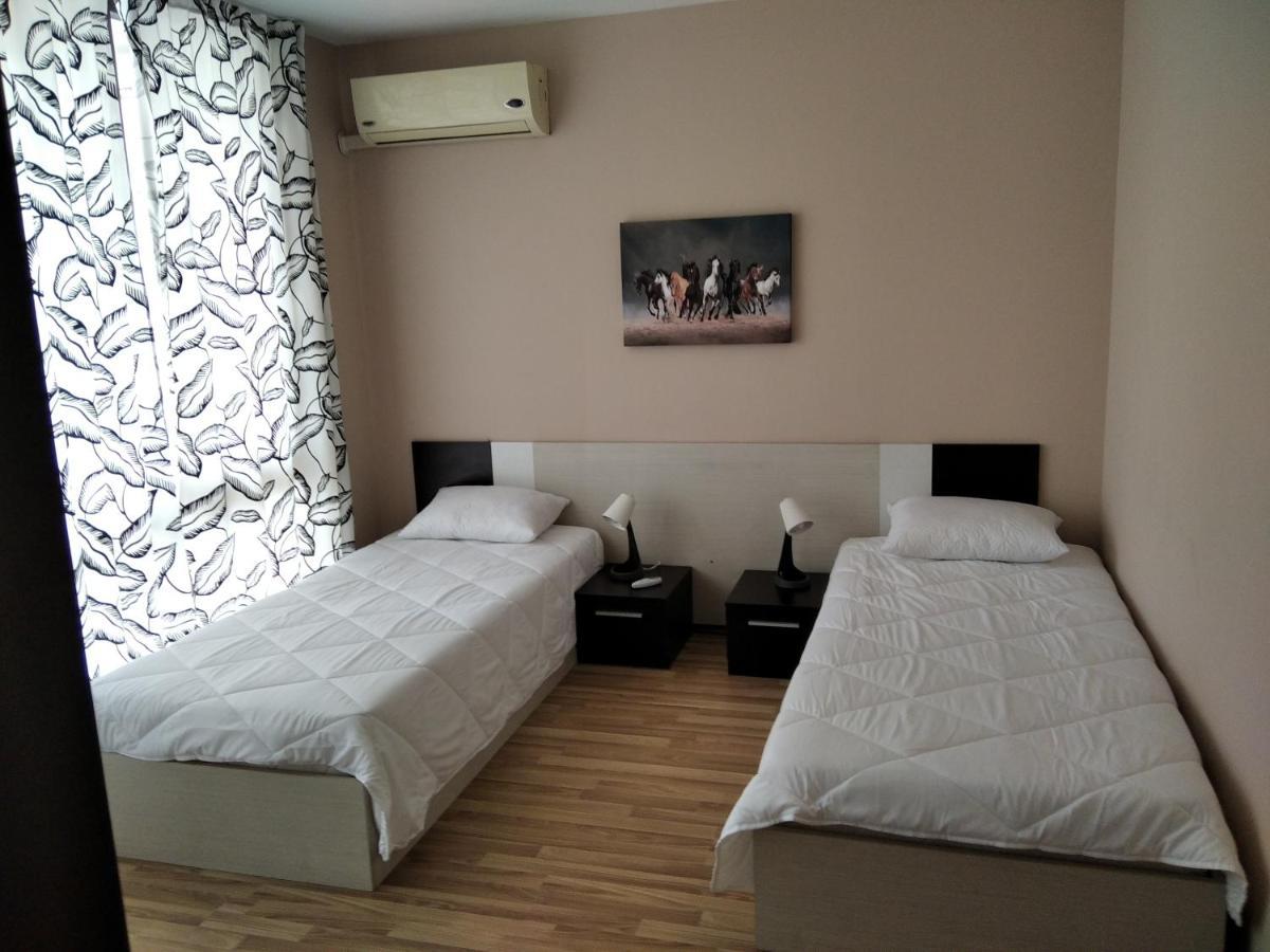 Victoria'S Apartments Nesebar Esterno foto
